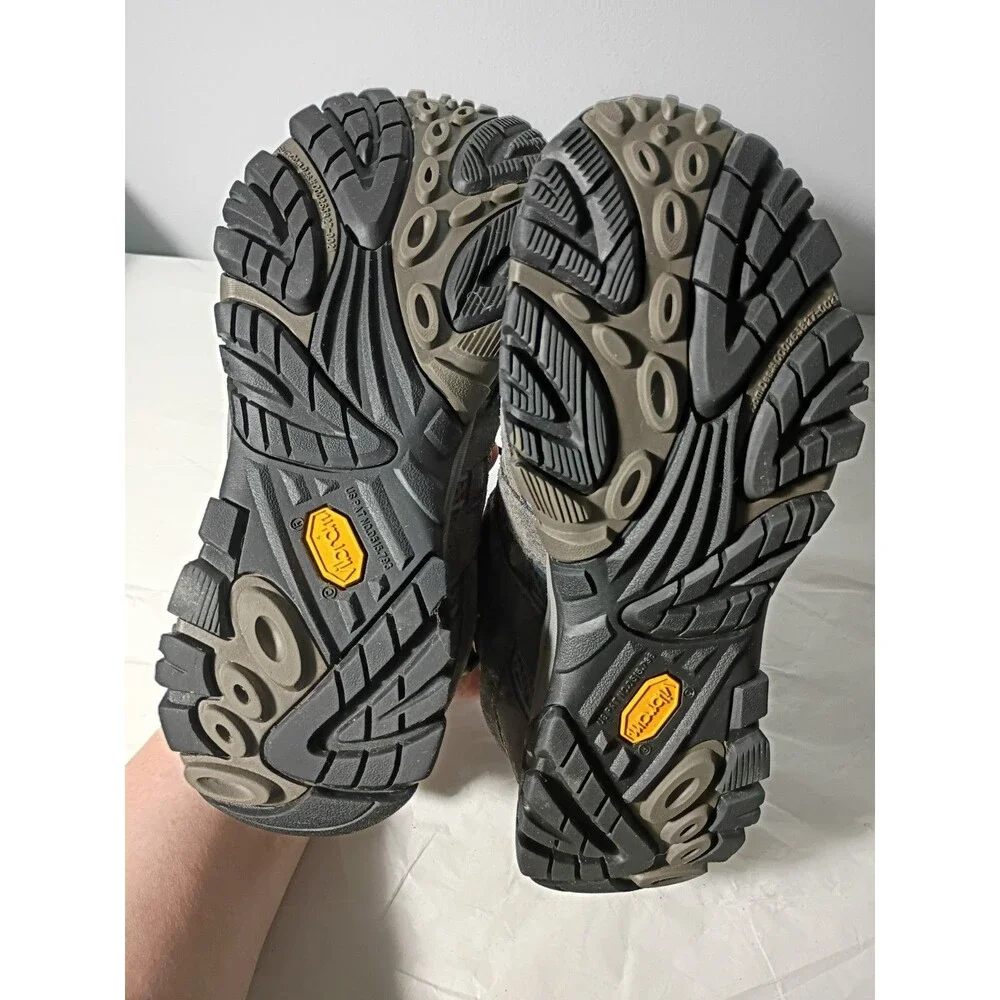 Merrill Woman 9 Granite Vibram Sole Active wear Sneakers Lace Lock Outdoor Hike
